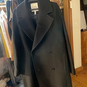 Brown oversized coat- wool, almost new, barely worn